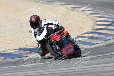media/Dec-01-2025-Moto Forza (Mon) [[2daa91e15f]]/2-Intermediate Group/Session 2 (Turns 9 and 10)/